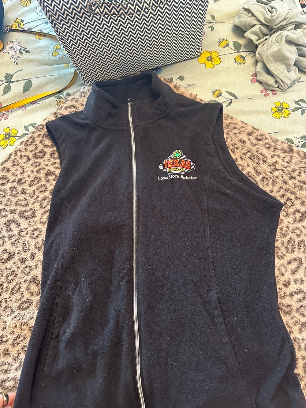 Texas Roadhouse Black Sleeveless Fleece Vest with Logo - Local Store Marketer